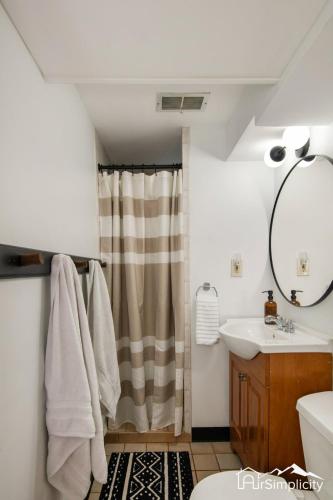 Two Incredible Homes - 07 Miles Apart Two Incredible Homes - 07 Miles Apart