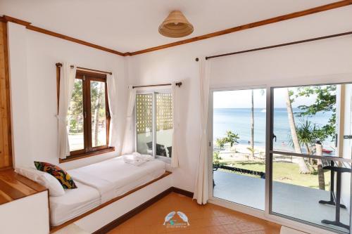 Suanya Kohkood Resort and Spa Room Type - Triple Room with Sea View