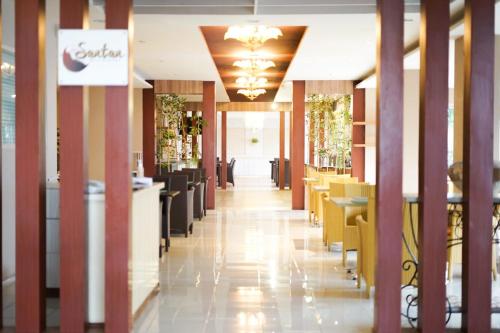 Horison Altama Pandeglang in Karangtanjung