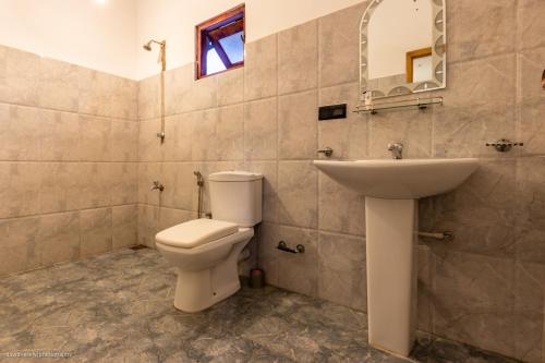 Budget Double Room image 1