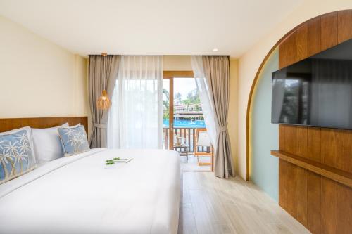 Arinara Beach Resort Phuket in Bang Thao