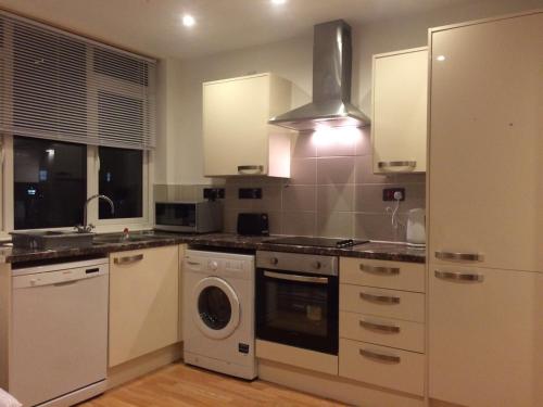 keuken, Grosvenor house in Splott