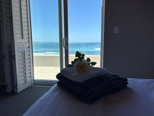 ชายหาด, Jongensfontein Beachside Villa in ยองเคนส์ฟอนไทน์