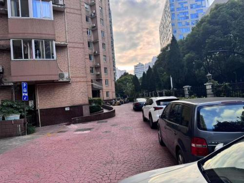 Sunny Abode创世纪花园 Deluxe three bedroom near Xujiahui, Szanghaj (zdjęcie 10)