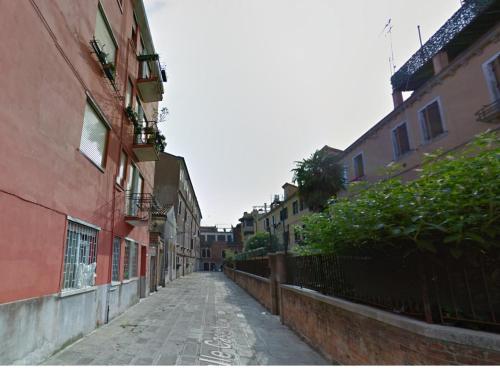 Guglie Design Apartments - image 4