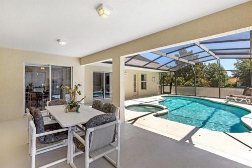 5 Bedroom Platinum Home with Games Room and Spa