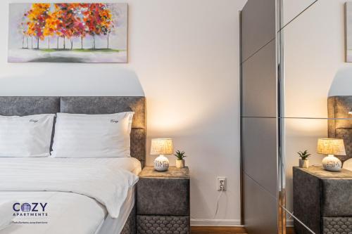 One-Bedroom Deluxe Apartment image 3