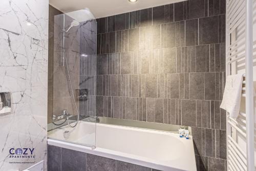 One-Bedroom Apartment with Balcony image 7