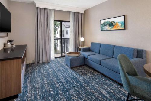 DoubleTree Suites by Hilton Mount Laurel - image 6