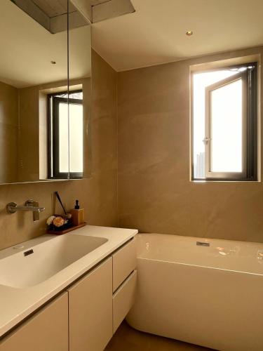 Sunny Abode 中远A 3Bedroom river view near Suzhou River, Shanghai (Foto 8)