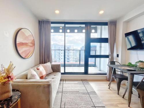 Chic Downtown 1Bed Aircon Apt with Pool Gym Sauna Near Skytower, Auckland (photo 8)