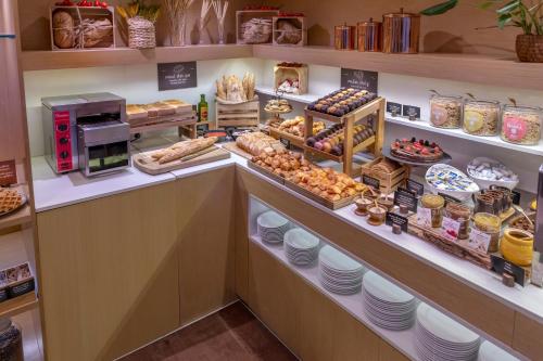 Hotel Serhs Rivoli Rambla - image 13