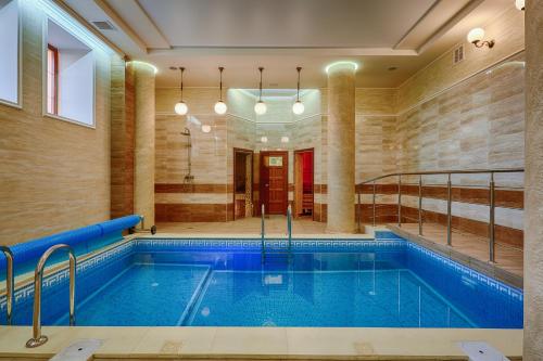 Swimmingpool, Taras Bulba in Kamenets Podolskiy