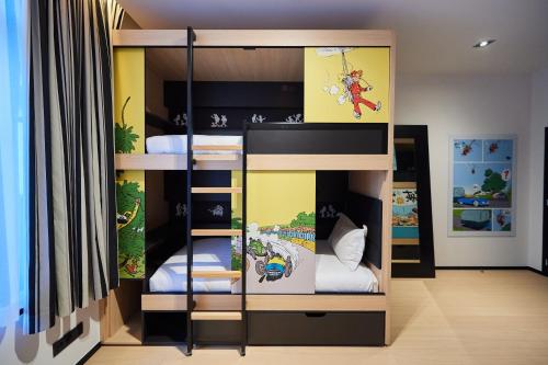 room detail thumbnail 1