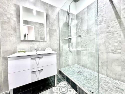 Apart Hotel riviera - Old town - 2bedrooms-100m beach-Pont vieux 2 - image 3