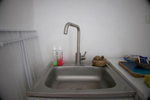 UNO-Dili Hotel includes free pick up and drop off in Dilijan