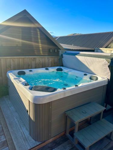 Remarkable View with Outdoor Hot Tub, Frankton (fotografie 8)