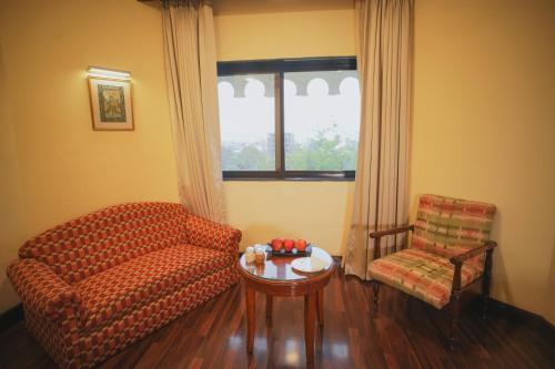 Deluxe Double Room - 15% Discount on F&B image 10