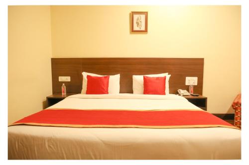 Deluxe Double Room - 15% Discount on F&B image 6