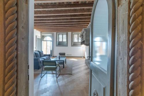 Palazzo San Giacomo, Bergamo (fotografie 6)