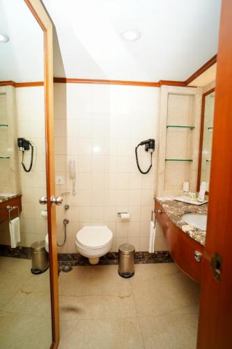 Executive Suite - 15% Discount on F&B image 6