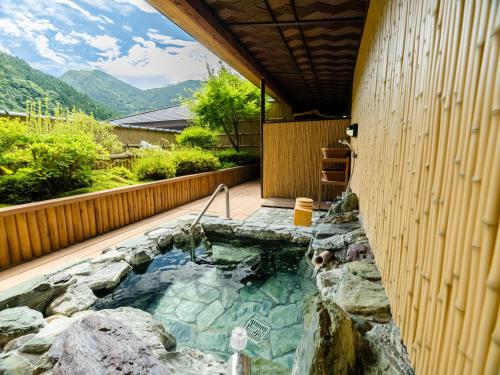 新祖谷溫泉 藤蔓橋旅館 | 去趣 chicTrip