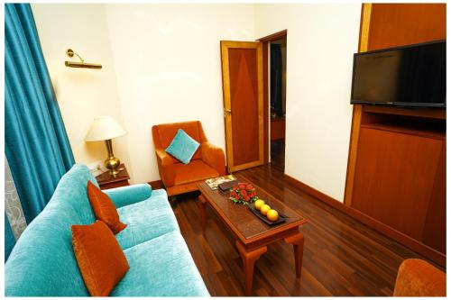 Executive Suite - 15% Discount on F&B image 1