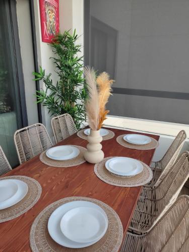 Beautiful apartment in the heart of Zenata in 엔 하루다