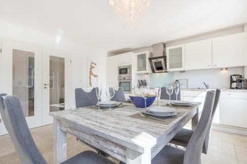 White Pearl EG - image 9