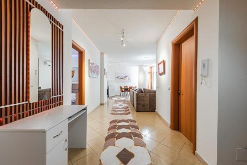 Two-Bedroom Apartment with Sea View image 6