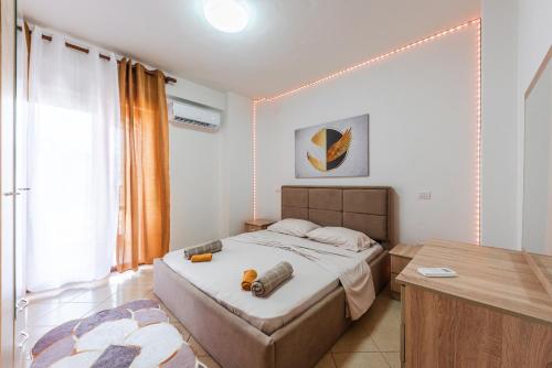 Two-Bedroom Apartment with Sea View image 7