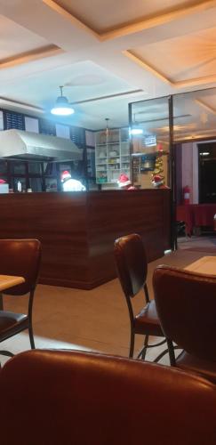 401 Restaurant & Accommodation in Naivasha