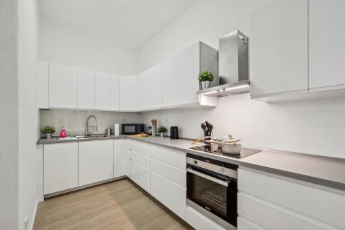 Yello Homes - Loft - Airport & Messe 6 Betten & Wifi, Nuremberg (photo 4)