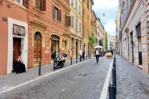 Monti Charming Apt Boschetto, Rome (photo 2)