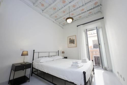Monti Charming Apt Boschetto, Rome (photo 3)