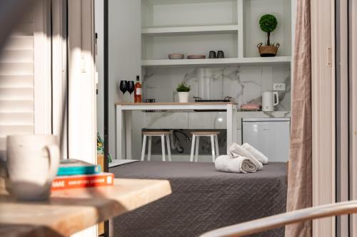 Avouris 2 Bedroom Apartment & Studios 4
