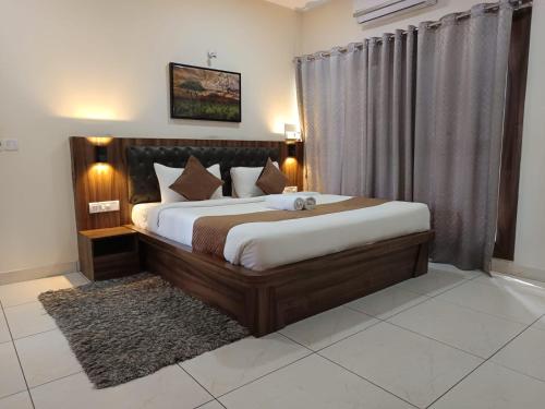 Deluxe Room image 4