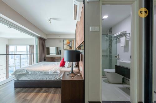 Seaview Seafront Duplex in Town with WiFi & Full Kitchen 23