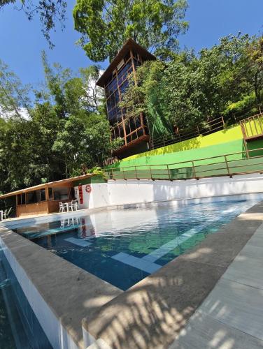 Ecohotel Alflo Inn in Villeta
