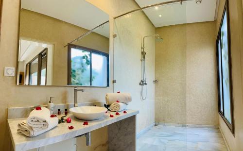 Hala Luxury Domain Hala Luxury Domain