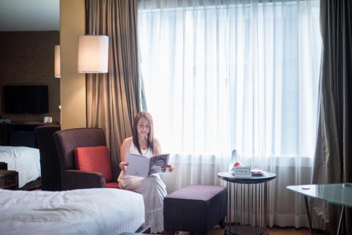 Deluxe King Room room in Hilton Bangkok Asoke