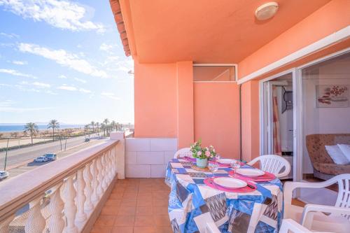 Apartment with Sea View image 1