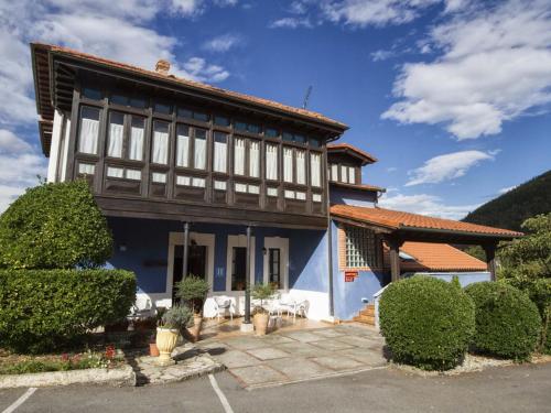. La Casona de Sobrepiedra