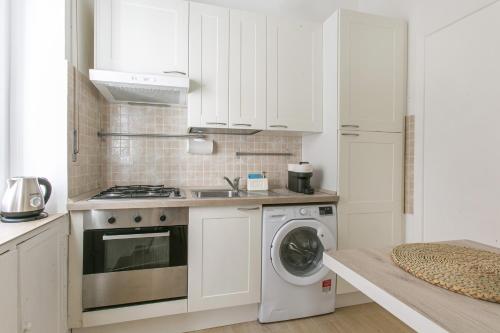 Modern apartment 100 meters from Piazza Mincio, Roma (foto 3)