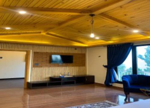 Royal Luxus 2