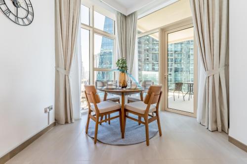 Exclusive Promo Modern 1BR with Partial Canal Views by Deluxe Holiday Homes, Dubai (photo 2)