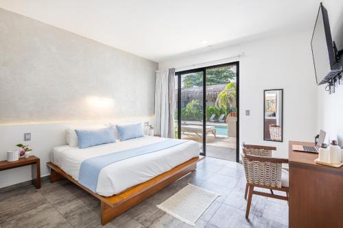 Areia Playa del Carmen - Beach Front Hotel in Playa Del Carmen