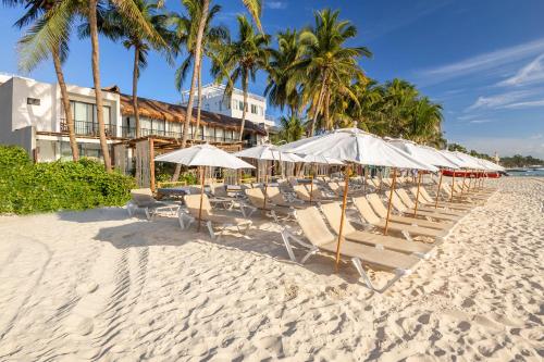 Exterior view, Areia Playa del Carmen - Beach Front Hotel in Playa Del Carmen