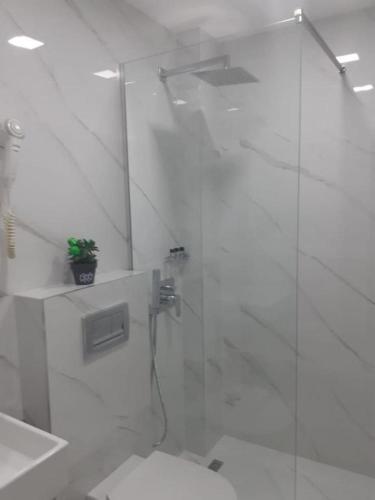 Triple Room image 2