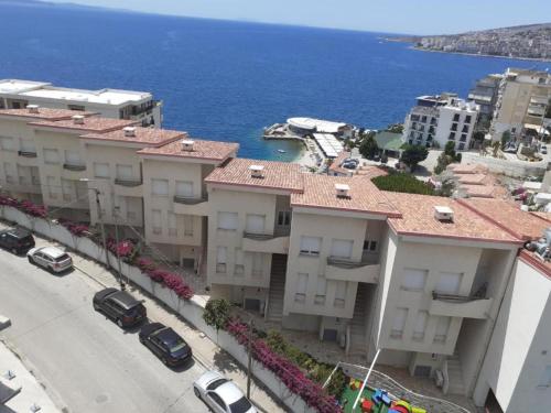 Deluxe Double Room with Sea View image 5